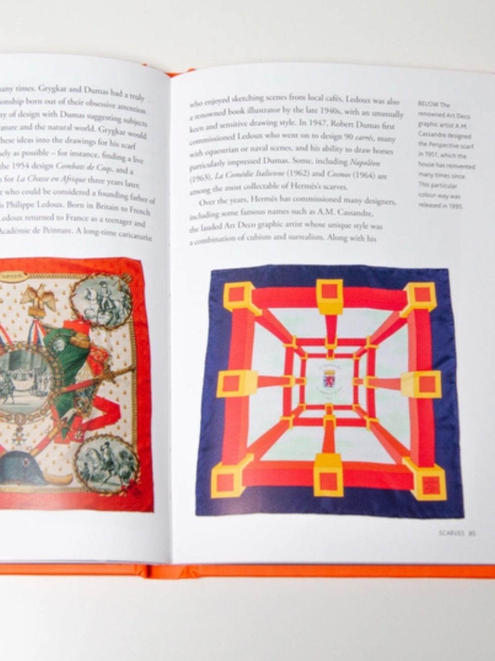 The Little Book Of Hermès: The Story Of The Iconic Fashion House - Picture 3 of 6
